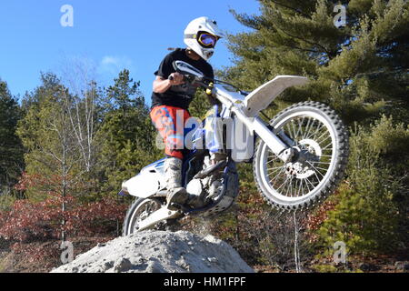 YZ450 coups Banque D'Images