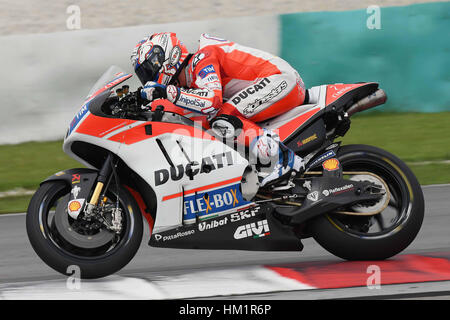 Sepang, en Malaisie. 1er février 2017. Andrea Dovizioso de l'Italie et DucatiTeam en action durant les essais pré-saison MotoGP à Sepang 2017 Circuit International de Sepang en Malaisie, le 01 février 2017 Crédit : marco iorio/Alamy Live News Banque D'Images