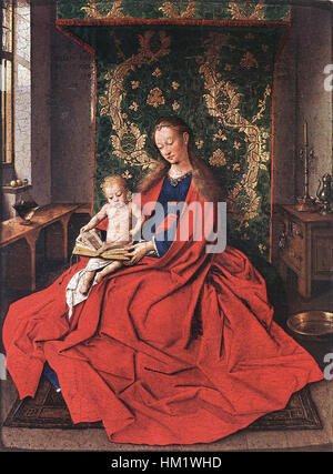 'Madonna with the Child Reading' de Jan van Eyck est un exemple renommé du début de la Renaissance La peinture représente la Vierge Marie lisant avec l'enfant Jésus, montrant la maîtrise de van Eyck des détails, de la lumière et de la texture, et soulignant le thème sacré de l'amour maternel. Banque D'Images