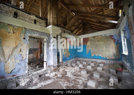 Bâtiment abandonné dans le domaine de l'ancienne base navale de Paldiski, péninsule Pakri, Tartu, Estonie Comté Banque D'Images