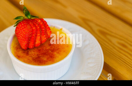 Pudding à la fraise Banque D'Images