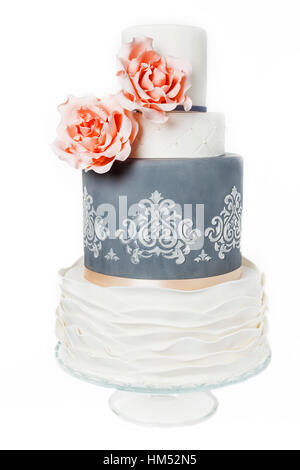 Belle weddingcake gris et blanc avec des roses rose et motif Banque D'Images