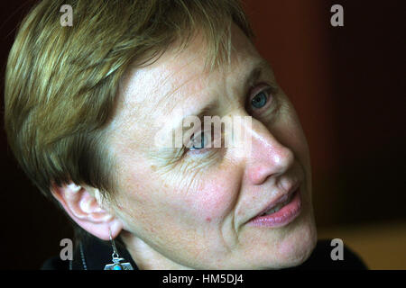 Dame Lin Homer en 2002, puis chef de l'exécutif du conseil municipal de Birmingham, puis chef de l'administration fiscale et douanière, HMRC. Banque D'Images