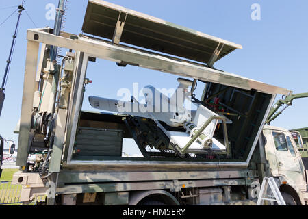 BERLIN, ALLEMAGNE - le 22 mai : l'allemand Rheinmetall KZO de véhicule aérien sans pilote à l'Exposition internationale de l'aérospatiale ILA le 22 mai 2014 à Berlin, Ge Banque D'Images