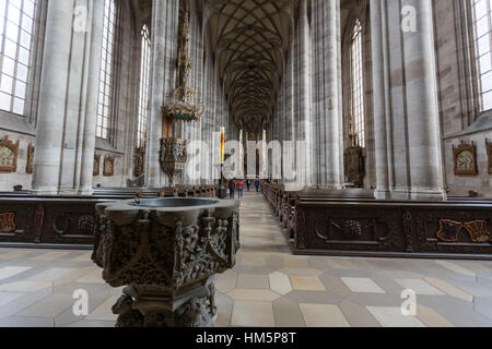 St George's Minster intérieur, Dinkelsbuhl ville historique, Bavière, Allemagne Banque D'Images