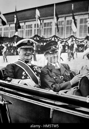 Hongrois Miklós Horthy plus à gauche avec Adolf Hitler lors d'une visite à l'Allemagne en 1938. Photo : Bibliothèque du Congrès Banque D'Images