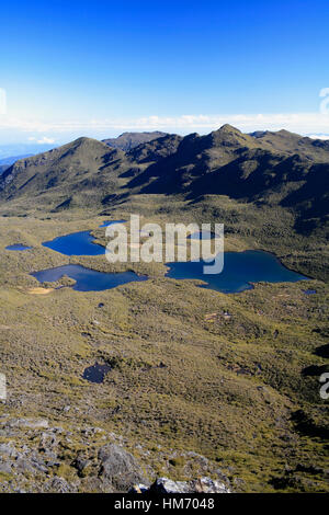 Lacs Las Morenas vu du sommet du Mont Chirripó, Costa Rica - la plus haute montagne de 3820m. Parc National Chirripó, Costa Rica. Banque D'Images