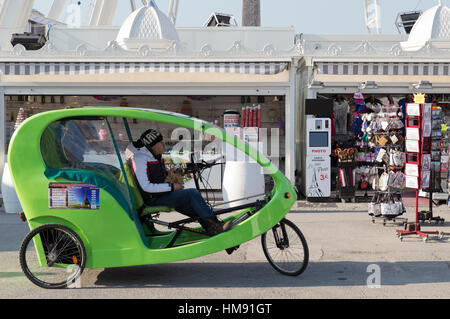 Tricycle circuits en hiver Banque D'Images