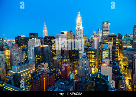 Manhattan, Empire State Building et Chrysler Building, New York City, États-Unis d'Amérique, Amérique du Nord Banque D'Images