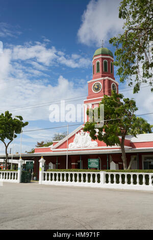 Le Garrison Savannah, Tour de l'horloge, Bridgetown, Christ Church, Barbade, Antilles, Caraïbes, Amérique Centrale Banque D'Images