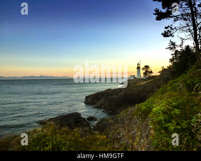 Lieu historique national du Canada des capacités dans l'île de Vancouver - crépuscule d'été merveilleux Sheringham Point Lighthouse, Shirley, BC Canada 2. Banque D'Images