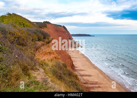 La plage de marée entre Orcombe Point et Sandy Bay, près de Exmouth, Devon. La pointe à l'horizon est droit Point. Banque D'Images