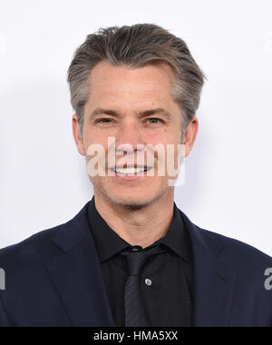 Hollywood, Californie, USA. 1er février, 2017. Timothy Olyphant arrive pour la première du film "Santa Clarita Diet' au Cinerama Dome Theatre. Credit : Lisa O'Connor/ZUMA/Alamy Fil Live News Banque D'Images