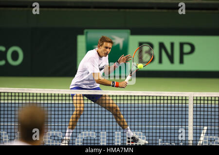 Coupe Davis 2017 Tennis : session pratique à Tokyo Ariake Colosseum sur 31-01-2017 - 1er tour : Japon / France - Nicolas Mahut (FRA) en action pendant une session de formation pour l'équipe de France Banque D'Images