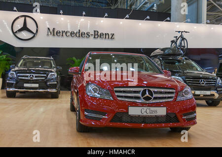 KIEV, UKRAINE - le 29 mai : ensemble des différents modèles de voitures Mercedes-Benz sur l'affichage de l'EIDDD' 2013 de Kiev International Motor Show Salon International de ce Banque D'Images