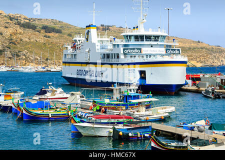 Gozo ferry, Mgarr, Gozo, Malte Banque D'Images