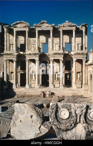 La bibliothèque de Celsus à Éphèse (110-135MA), dans l'ancienne ville grecque, Selçuk, Turquie Banque D'Images