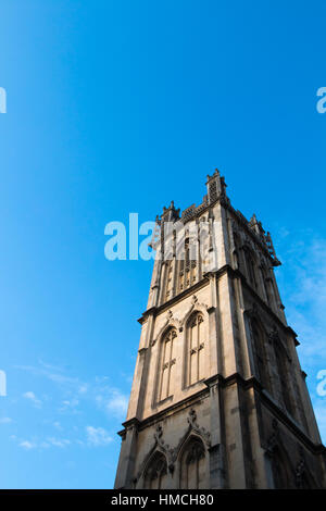 BRISTOL : La tour de l'Église dans le centre de Bristol Banque D'Images