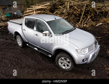 2010 Mitsubishi L200 pick up truck guerrier Banque D'Images