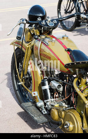 Vintage 1930 Modèle Harley Davidson moto à la VMCC D Exécuter Banbury. Banbury, Oxfordshire, Angleterre Banque D'Images