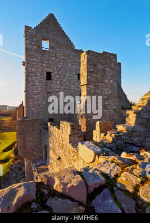 Vue sur le Craigmillar Castle, Edinburgh, Lothian, Ecosse, Royaume-Uni Banque D'Images