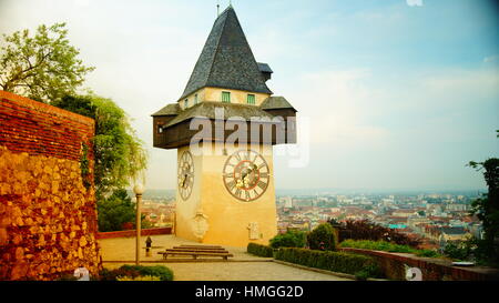 Ville horloge Uhrturm tour à Graz, Autriche Banque D'Images