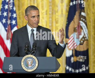 Washington, District de Columbia, États-Unis. 23 janvier 2015. Le président des États-Unis Barack Obama prononce un discours lors de la réunion annuelle d'hiver de la Conférence des maires des États-Unis dans la salle est de la Maison Blanche à Washington, DC, le vendredi 23 janvier 2015. Crédit photo : Ron Sachs/CNP/AdMedia crédit : Ron Sachs/AdMedia/Alamy Live News Banque D'Images