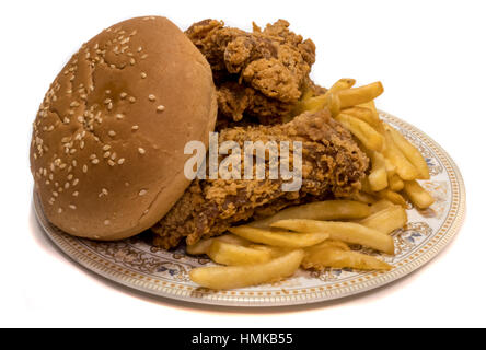 Délicieux avec des pommes de terre sautées au poulet frit épicé croquant délicieux Banque D'Images