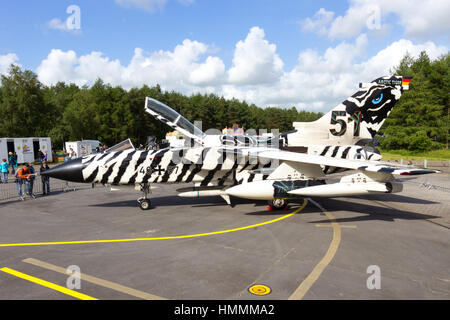 Schöppingen, Allemagne- 29 juin : German Air Force en avion de chasse Tornado à l'Pharewell fantôme le 29 juin 2013 à Wittmund , Allemagne. Banque D'Images