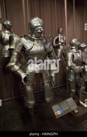 Plaque complète armures des chevaliers, exposition en musée de l'armée polonaise à Varsovie, Pologne, Europe, 15-16ème siècle Banque D'Images
