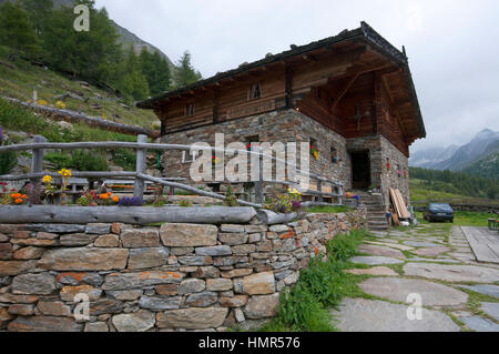 Rableid Alm, alpine hut (2004 m), Val di Fosse (Pfossental), Val Senales () Schnalstal, Trentin-Haut-Adige, Italie Banque D'Images