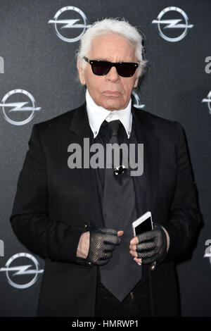 Berlin, Allemagne. 3, 2015. 03 février 2015 - Berlin, Allemagne - Karl Lagerfeld assiste à la "Corsa Karl und Choupette' Vernissage. Crédit photo : Timm/face à face/AdMedia/AdMedia Crédit : Timm/ZUMA/Alamy Fil Live News Banque D'Images