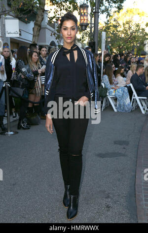 Los Angeles, USA. Feb, 2017 4e. à Minkkoff Rebecca's 'voir maintenant, achetez' Fashion Show, The Grove, à Los Angeles, Californie, USA. 4 février 2017 Crédit : Dave Edwards/MediaPunch/Alamy Live News Banque D'Images