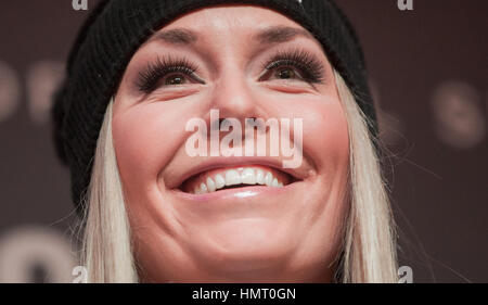 Saint-Moritz, Suisse. Feb, 2017 5. Lindsey Vonn de l'US Ski Team lors d'un sport Conférence de presse concernant la série TV 'Chasing History', une documentation de la vie et la formation de Lindsey Vonn à Saint-Moritz, Suisse, le 5 février 2017. Photo : Michael Kappeler/dpa/Alamy Live News Banque D'Images