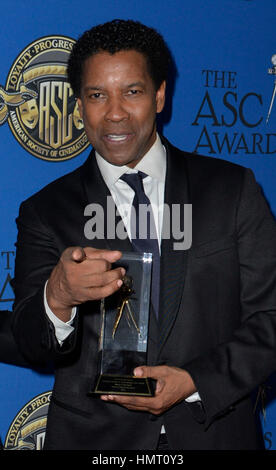 Hollywood, Californie, USA. Feb, 2017 4. Denzel Washington à la 31e Annual American Society of Cinematographers Awards au Ray Dolby Ballroom à Hollywood, Californie le 4 février 2017. Credit : Koi Sojer/Snap'n u Photos/media/Alamy Punch Live News Banque D'Images