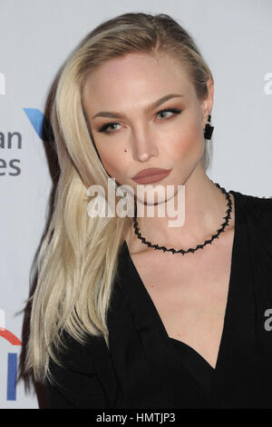 Los Angeles, CA, USA. Feb 8, 2015. 8 février 2015 - Los Angeles, Californie - Ivy Levan. Universal Music Group 2015 Grammy après partie tenue à l'hôtel Ace. Crédit photo : Byron Purvis/AdMedia Crédit : Byron Purvis/AdMedia/ZUMA/Alamy Fil Live News Banque D'Images