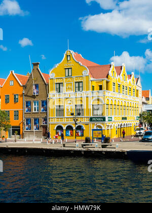 Bâtiments historiques dans Dutch-Caribbean style colonial, waterfront, Willemstad, Curaçao, Petites Antilles Banque D'Images