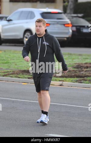 James Corden avec son fils Max à Brentwood avec : James Corden Où : Brentwood, California, United States Quand : 06 Jan 2017 Credit : WENN.com Banque D'Images