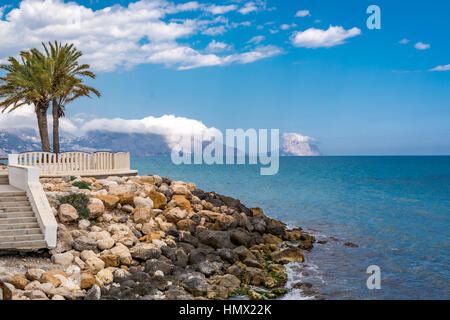 Altea est une ville et une municipalité située dans la province d'Alicante, en Espagne, au nord d'Alicante Banque D'Images