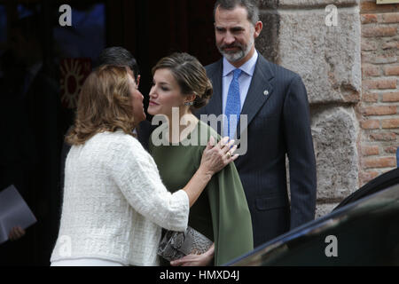 Madrid, Espagne. Feb 6, 2017. Le roi espagnol en Felipe VI et La Reine Letizia à l'Innovation et Design Awards 2016 à Madrid le lundi, Février 6, 2017. Gtres más información : crédit en ligne Comuniación,S.L./Alamy Live News Banque D'Images