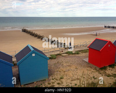 Overstrand Promenade et plage à marée basse, Norfolk, England, UK Banque D'Images
