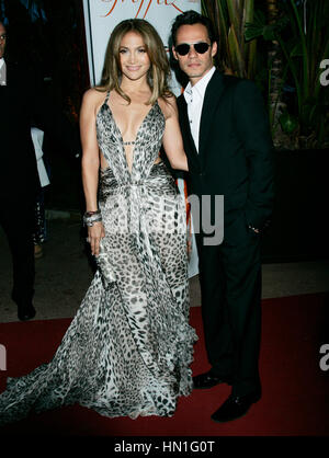 Jennifer Lopez et Marc Anthony arrive à la World Music Awards à Monte Carlo, Monaco le 18 mai 2010. Photo par Francis Specker Banque D'Images