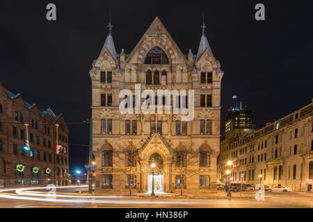 Édifice de la Banque d'épargne de Syracuse a été construit en 1876 avec un style gothique, à Clinton Square, au centre-ville de Syracuse, New York State, USA. Cet édifice est maintenant un Banque D'Images