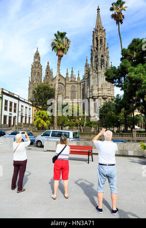 Église de paroisse de San Juan Bautista, Arucas, Gran Canaria, Îles Canaries Banque D'Images