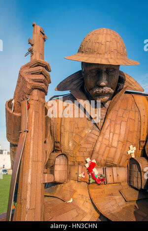 Détail de 11 'O' l'un d'une sculpture en acier à grande échelle d'un Tommy soldat de la Première Guerre Mondiale par Ray Lonsdale à Seaham Durham Co. Banque D'Images