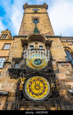L'horloge astronomique sur la Tour de l'Hôtel de Ville, ancien hôtel de ville, place de la vieille ville, centre historique, Prague, la Bohême, République Tchèque Banque D'Images