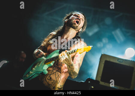 7 février 2017 : Biffy Clyro performing live au Gran Teatro Geox Padoue pour leur 'tour' de suspension 2017 concert Foto : Alessandro Bosio/CronosFoto Banque D'Images