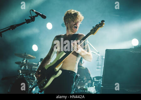 7 février 2017 : Biffy Clyro performing live au Gran Teatro Geox Padoue pour leur 'tour' de suspension 2017 concert Foto : Alessandro Bosio/CronosFoto Banque D'Images