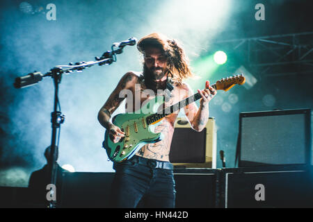 7 février 2017 : Biffy Clyro performing live au Gran Teatro Geox Padoue pour leur 'tour' de suspension 2017 concert Foto : Alessandro Bosio/CronosFoto Banque D'Images