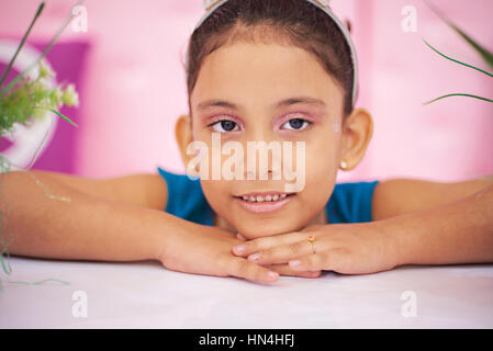 Close up portrait of Hispanic princess girl kid Banque D'Images